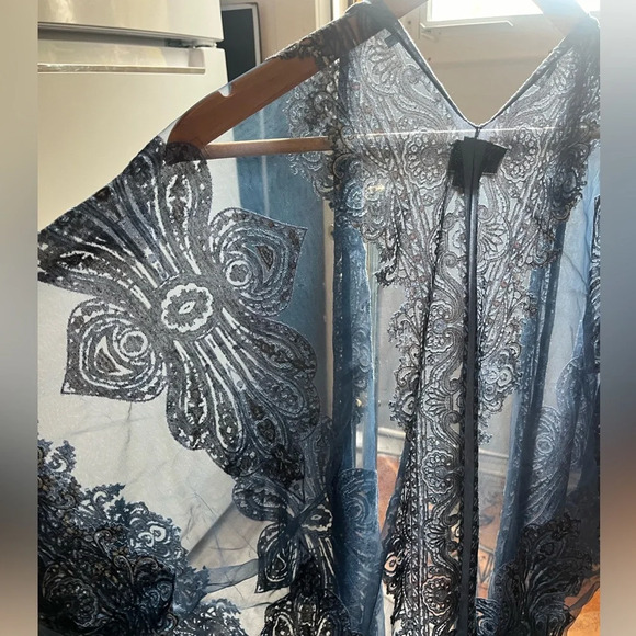 DAVID and YOUNG sheer blue cover up/ Shawl - Picture 4 of 10